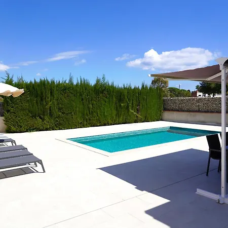 Comfortable House With A Pool Very Close To The Beach, Amfora Cugat