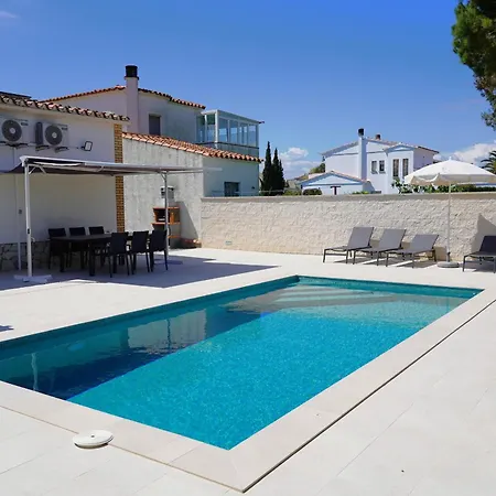 Comfortable House With A Pool Very Close To The Beach, Amfora Cugat * San Pedro Pescador