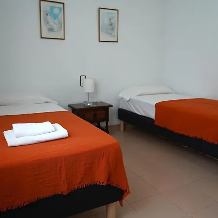 Comfortable House With A Pool Very Close To The Beach, Amfora Cugat *