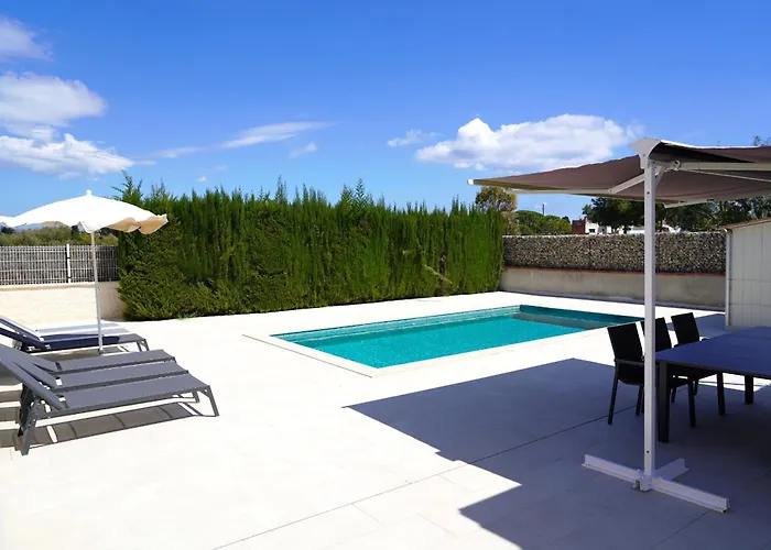 Comfortable House With A Pool Very Close To The Beach, Amfora Cugat