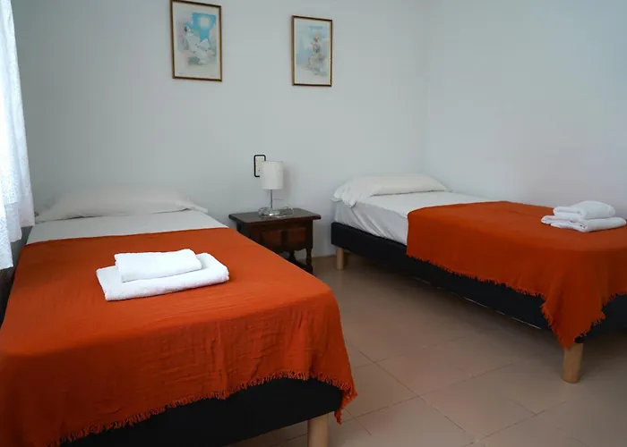 Comfortable House With A Pool Very Close To The Beach, Amfora Cugat *
